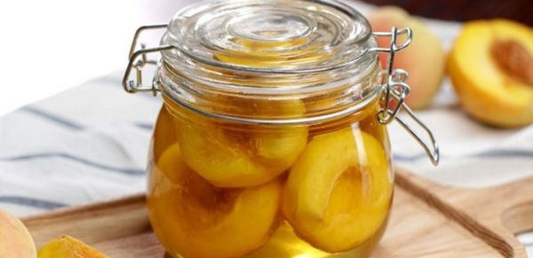 Ngất ngây với trái đào ngâm rượu thơm ngon, bổ dưỡng