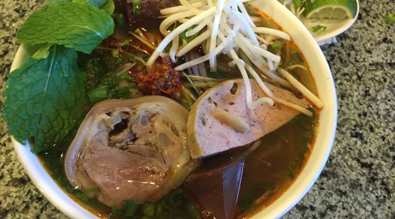 Top 5 quán bún bò Huế ngon nhất vùng đất cố đô bạn nên thử