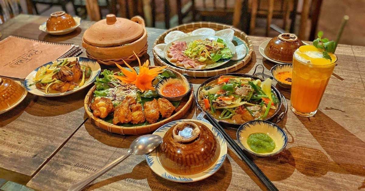 Mở quán cơm niêu cần chuẩn bị những gì?